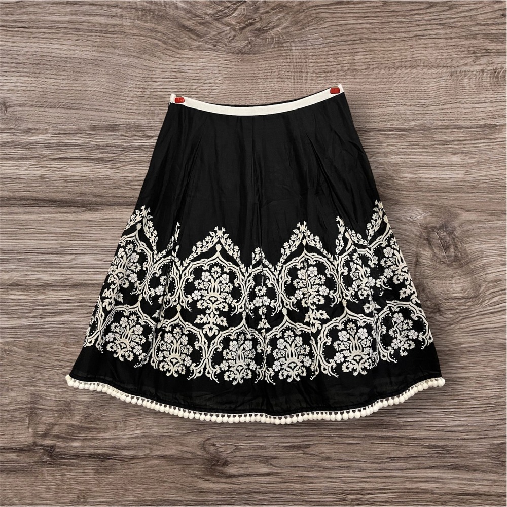 Ann Taylor LOFT Skirt Womens 6 Black White Beaded Pom Pom Trim Boho Romantic
